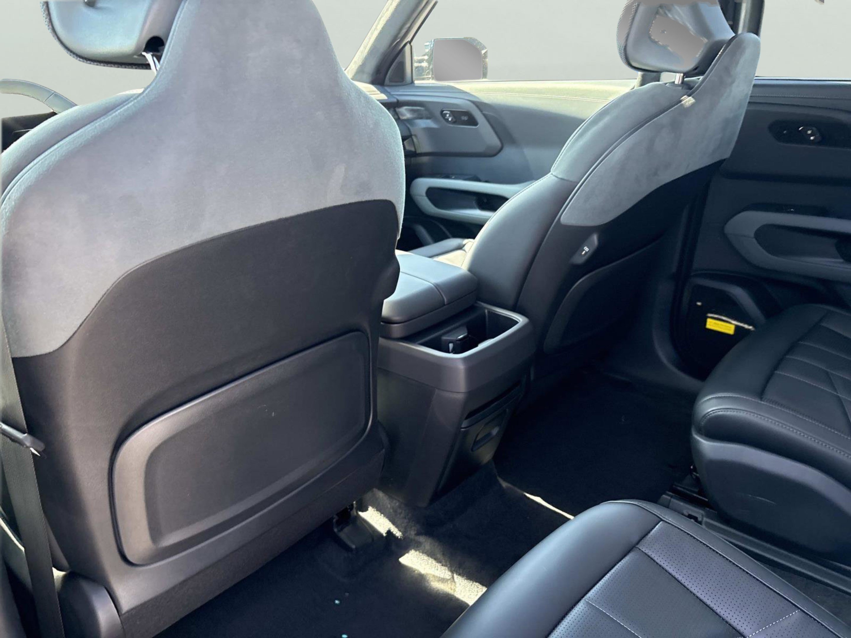 2027 Kia Telluride X-Pro SX Prestige - Photo 17
