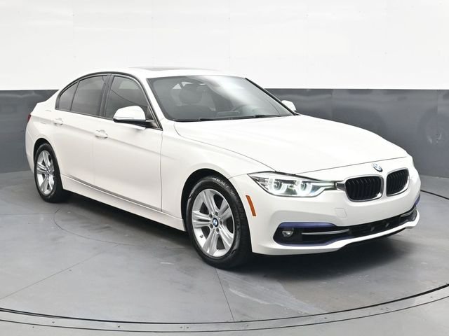 Used 2016 White BMW 328i image 2