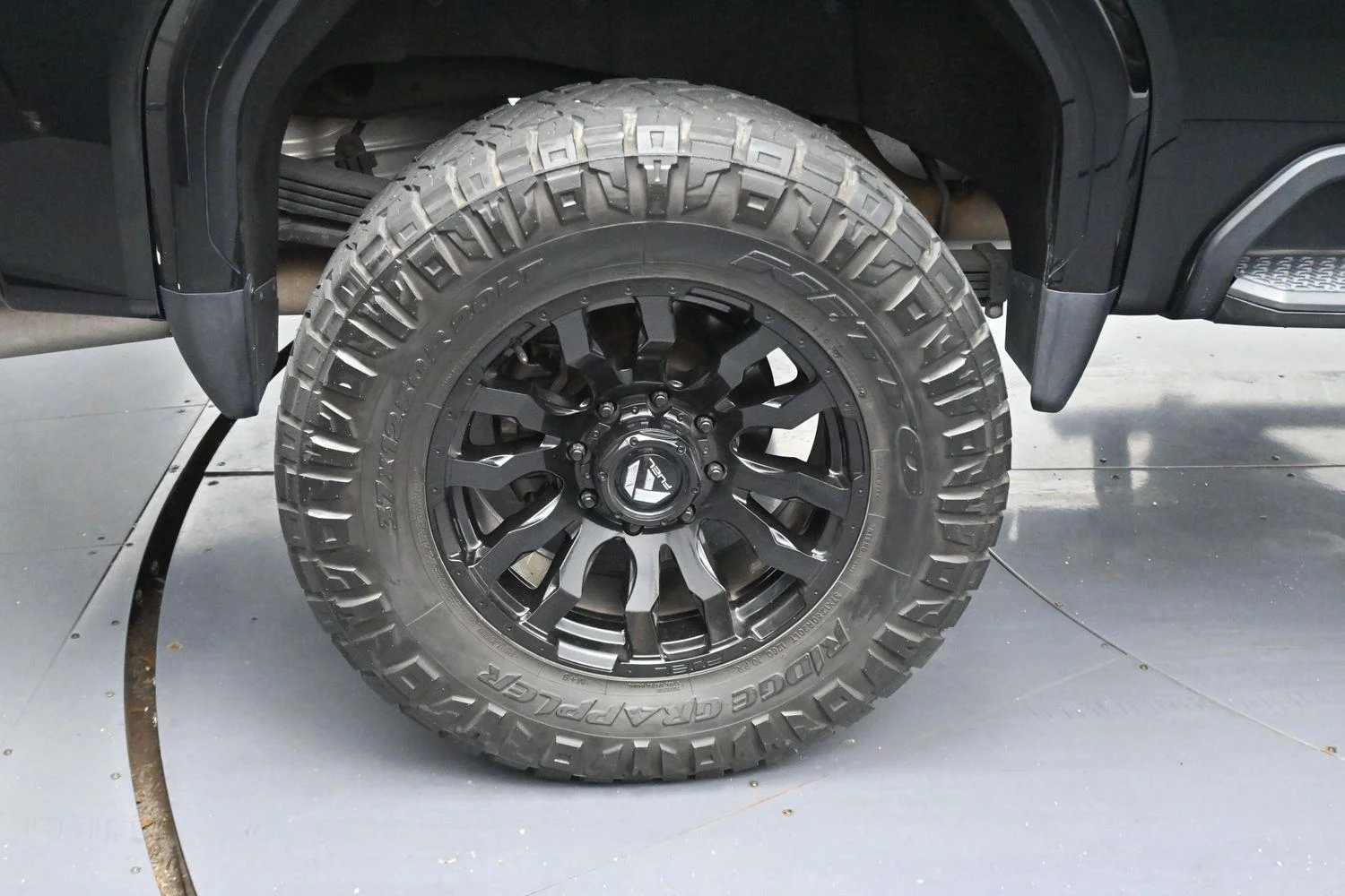Used 2021 Onyx Black GMC Denali image 37