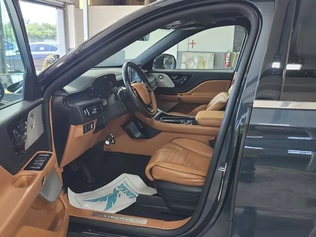 Used 2023 Blue Lincoln Black Label image 4