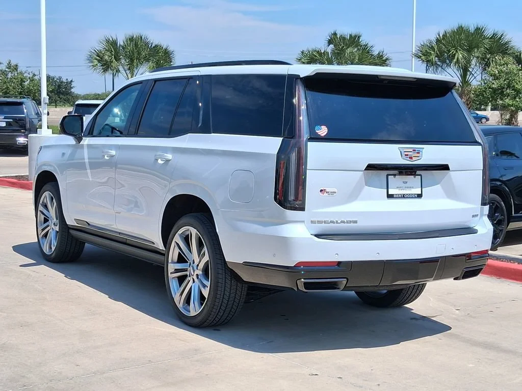 New 2026 Vibrant White Tricoat Cadillac Platinum Sport image 4