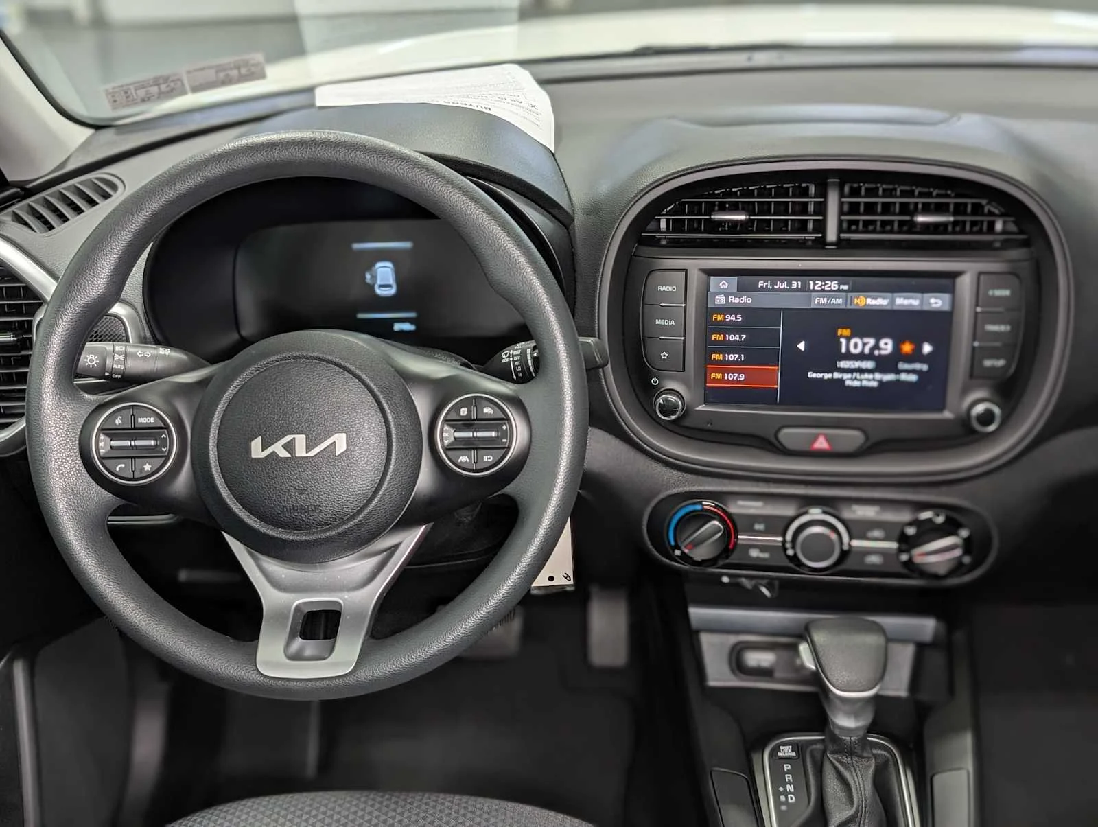 Certified Used 2025 Snow White Pearl Kia LX image 5
