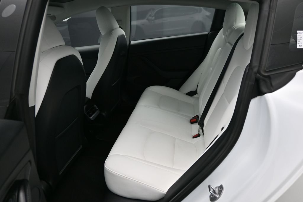 Used 2022 White Tesla Base image 8