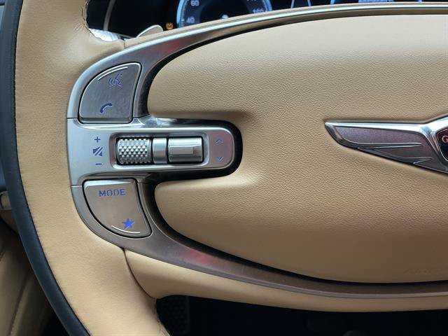 Certified Used 2024 Alta White Genesis PRESTIGE SIGNATUR image 9