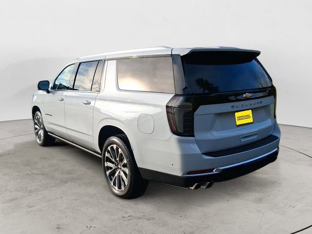 New 2026 Polar White Tricoat Chevrolet High Country image 3