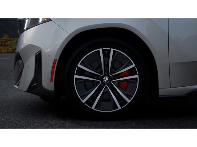 New 2027 Space Silver Metallic BMW  image 7