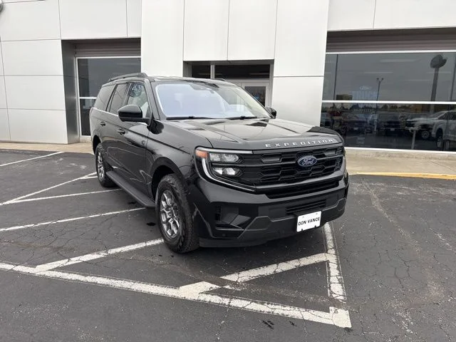 Used 2025 Black Ford Active image 7