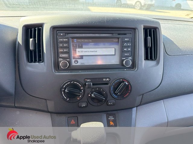 Used 2015 White Chevrolet 1LT image 12