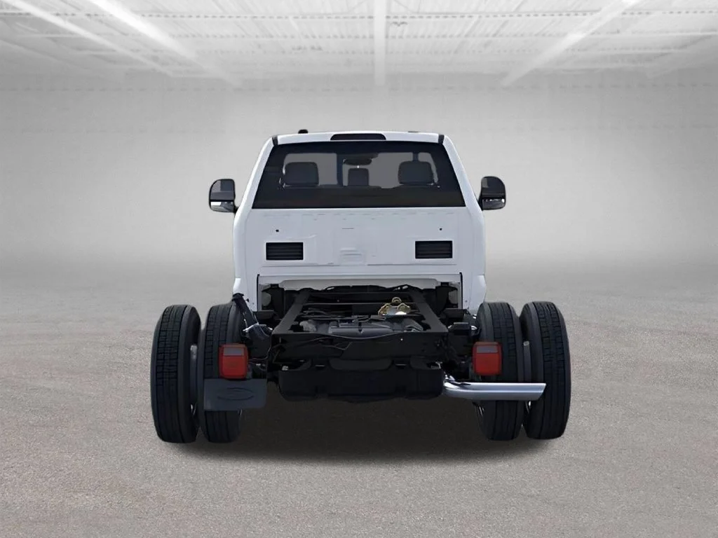 New 2026 Oxford White Ford F-550® XL image 9