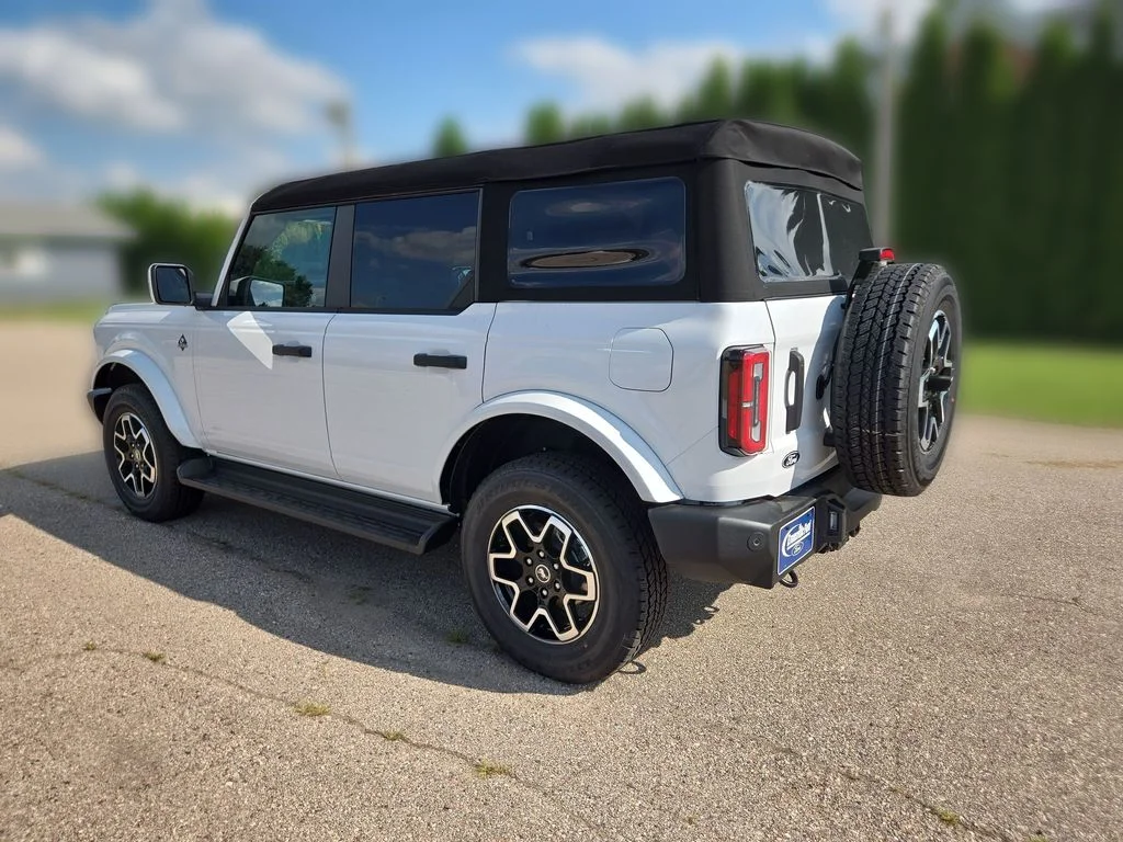 New 2026 White Ford Outer Banks image 3