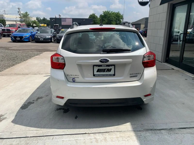Used 2012 White Subaru 2.0i Sport Limited Wagon 4D image 46