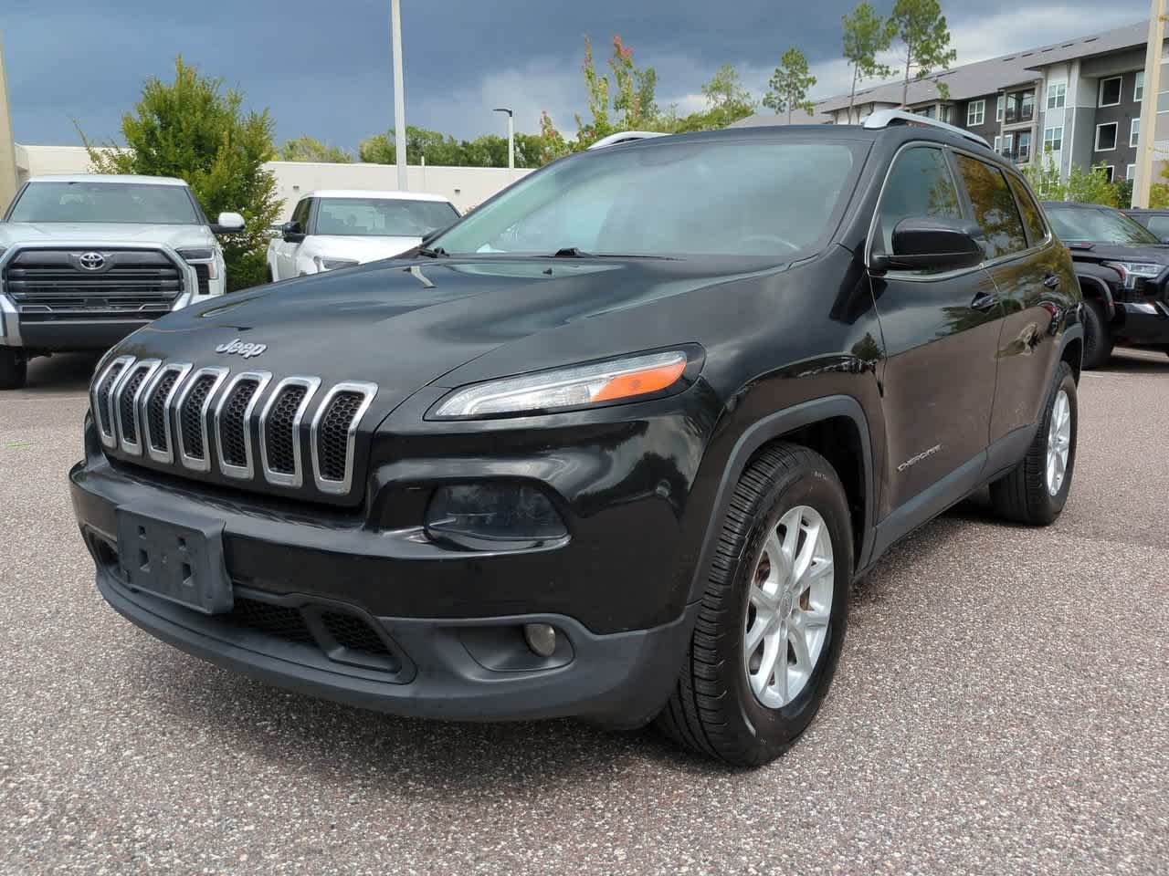 Used 2015 Jeep Cherokee Latitude with VIN 1C4PJMCB8FW588946 for sale in Wesley Chapel, FL