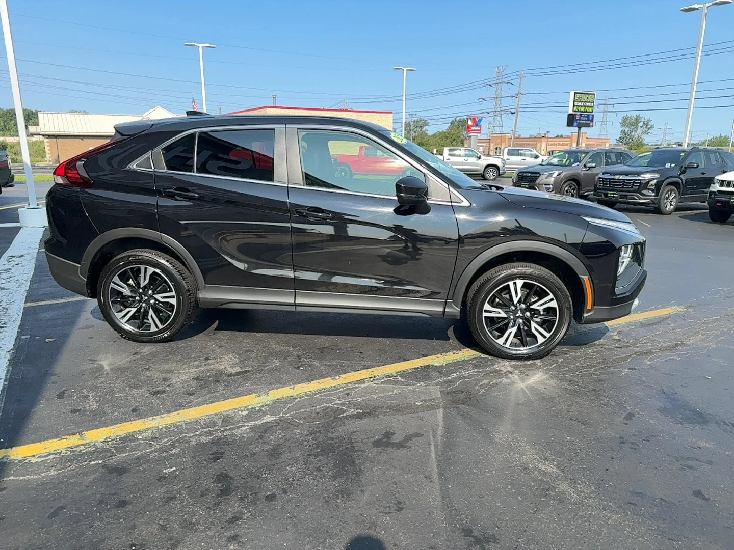 Used 2025 Gray Mitsubishi SE image 8