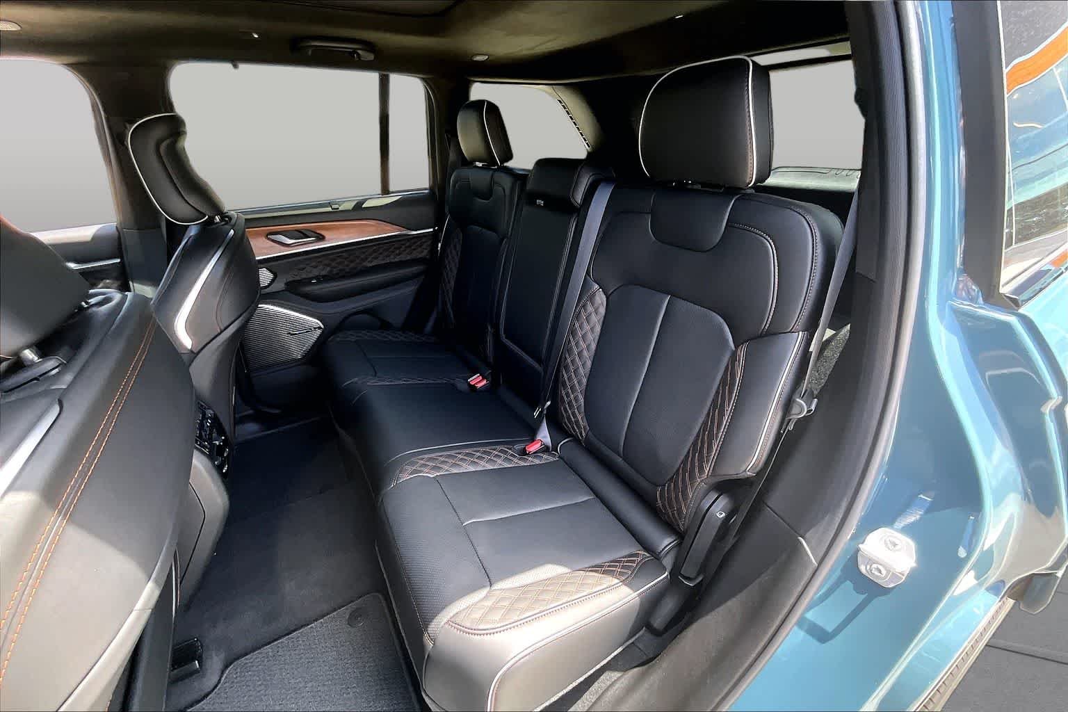 New 2026 Steel Blue Exterior Paint Jeep Summit image 20
