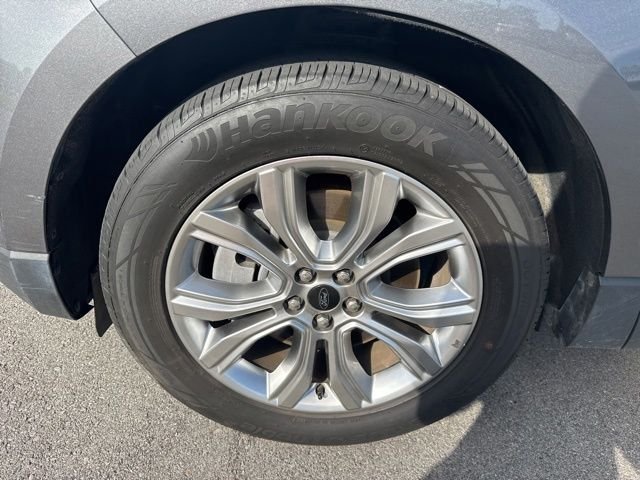 Used 2024 Gray Ford Titanium image 9