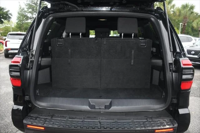Certified Used 2025 BLACK Toyota  image 16