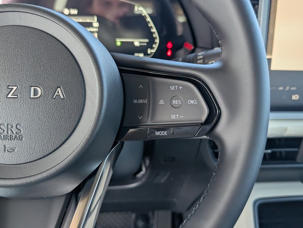 New 2026 Jet Black Mica Mazda 2.5 S Select AWD image 17