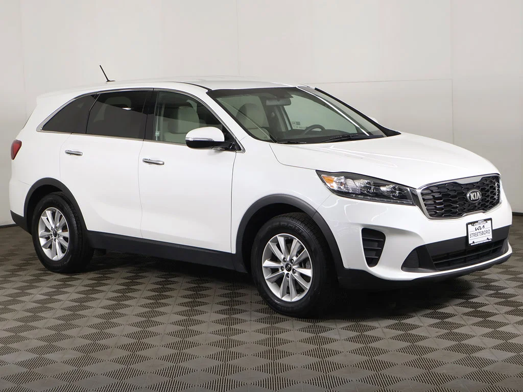 Used 2019 Kia Sorento LX with VIN 5XYPG4A39KG518793 for sale in Streetsboro, OH