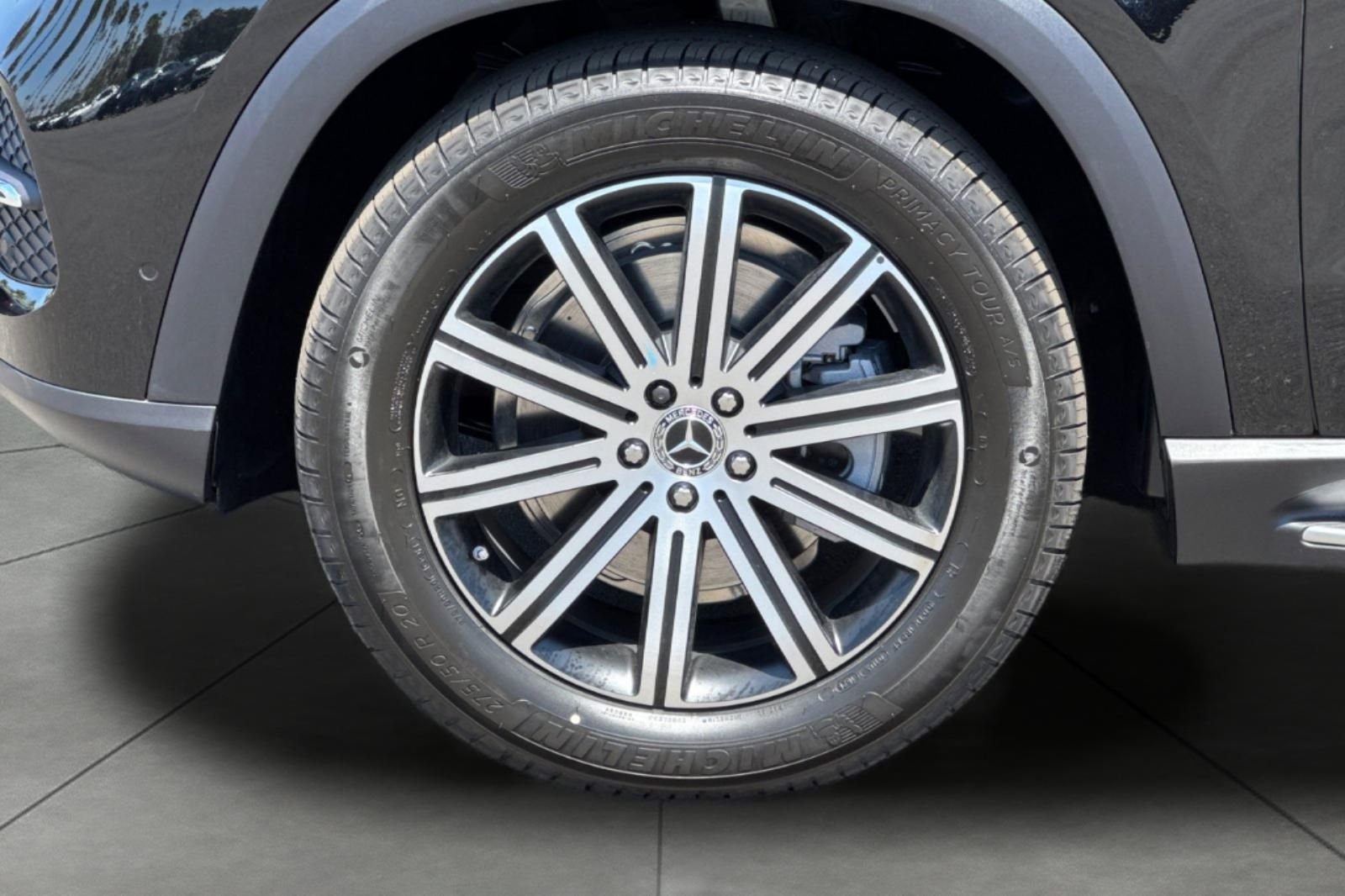 New 2026 Black Mercedes-Benz GLE 350 image 3