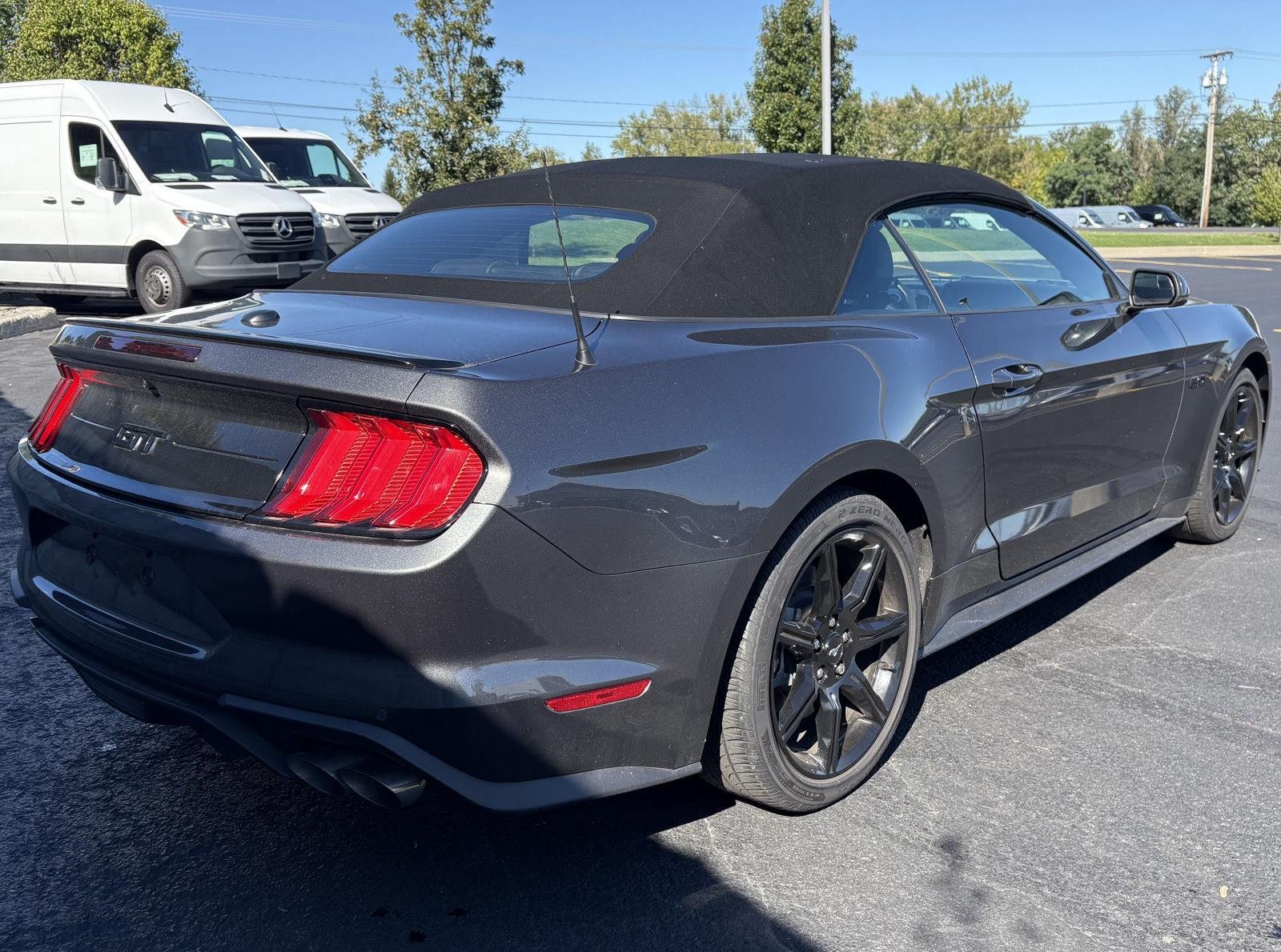 Used 2020 Magnetic Ford GT Premium image 7