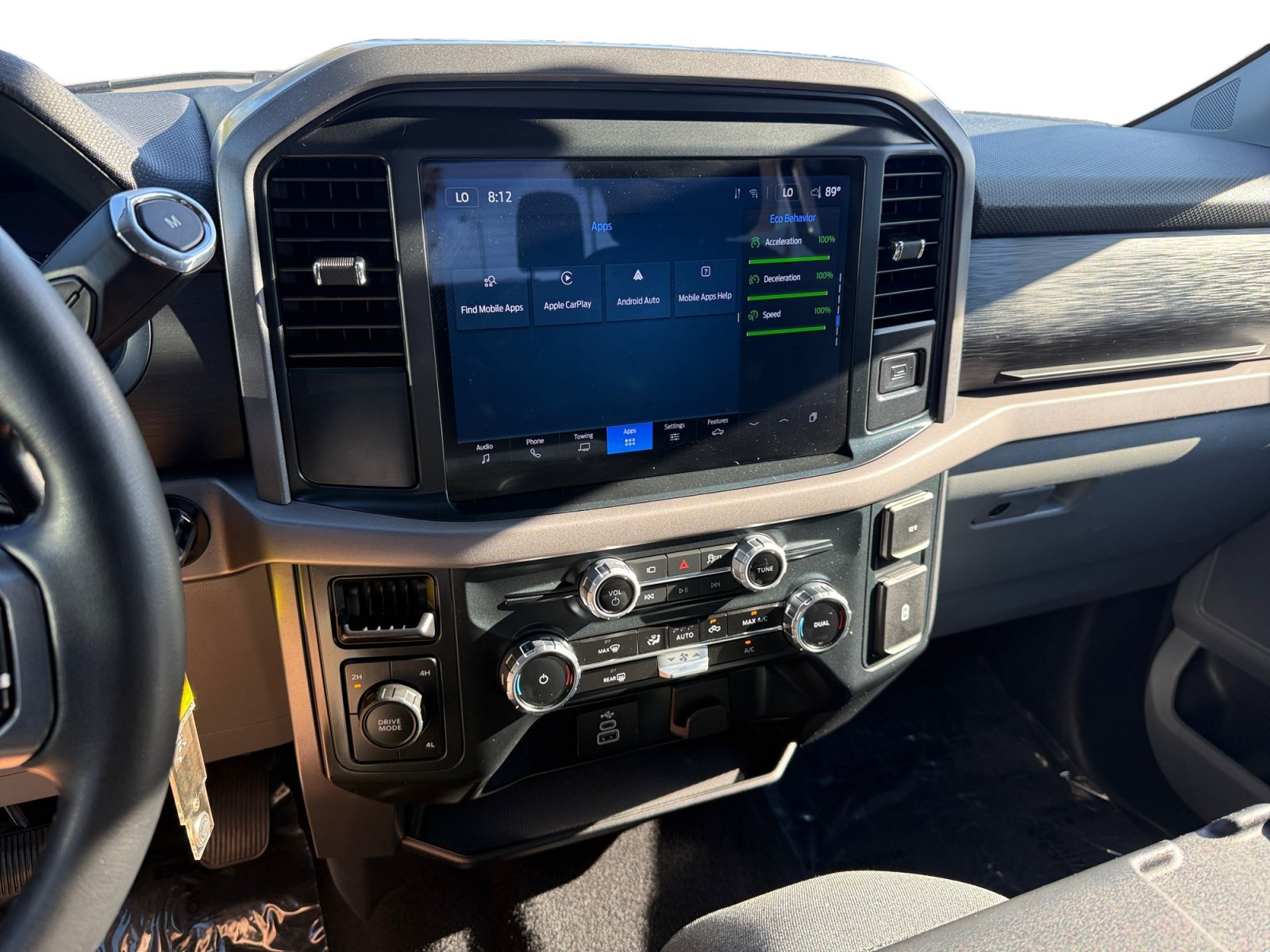 Certified Used 2025 Oxford White Ford XLT image 12