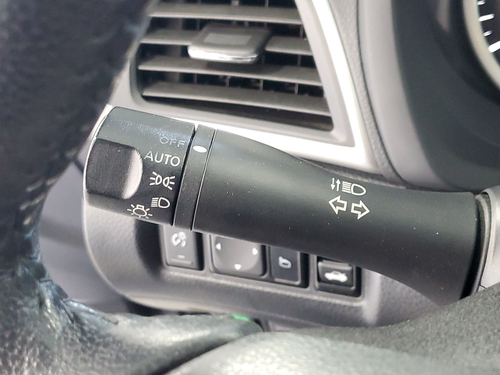 Used 2017 Gray Nissan SV image 15