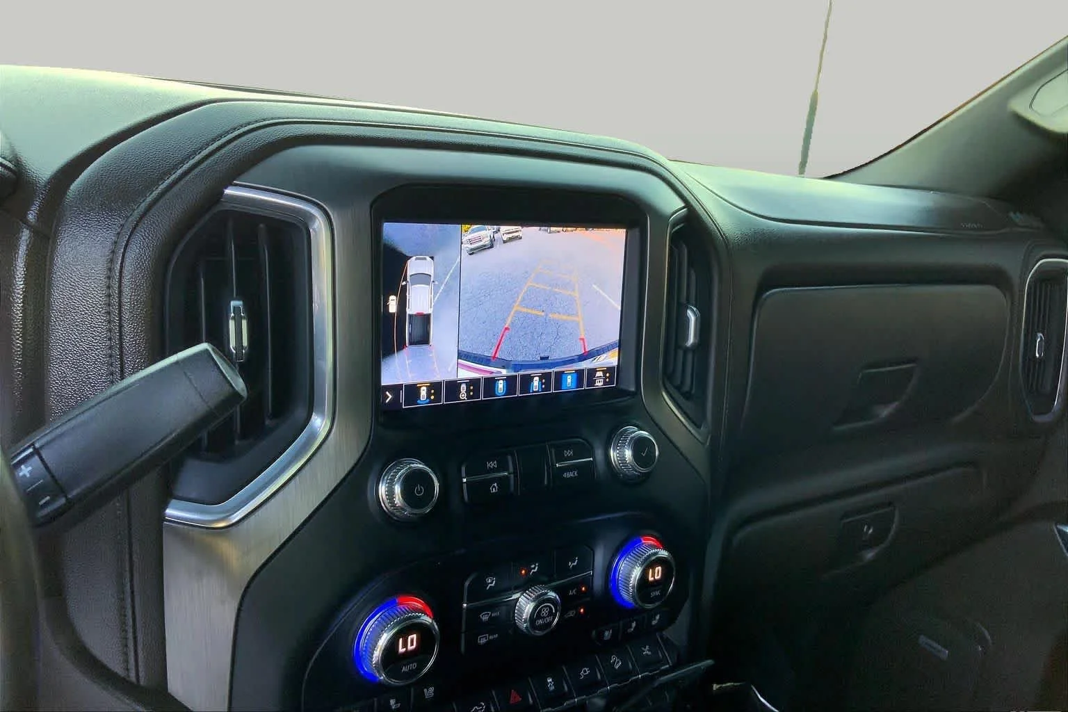 Used 2021 Ebony Twilight Metallic GMC Denali image 26
