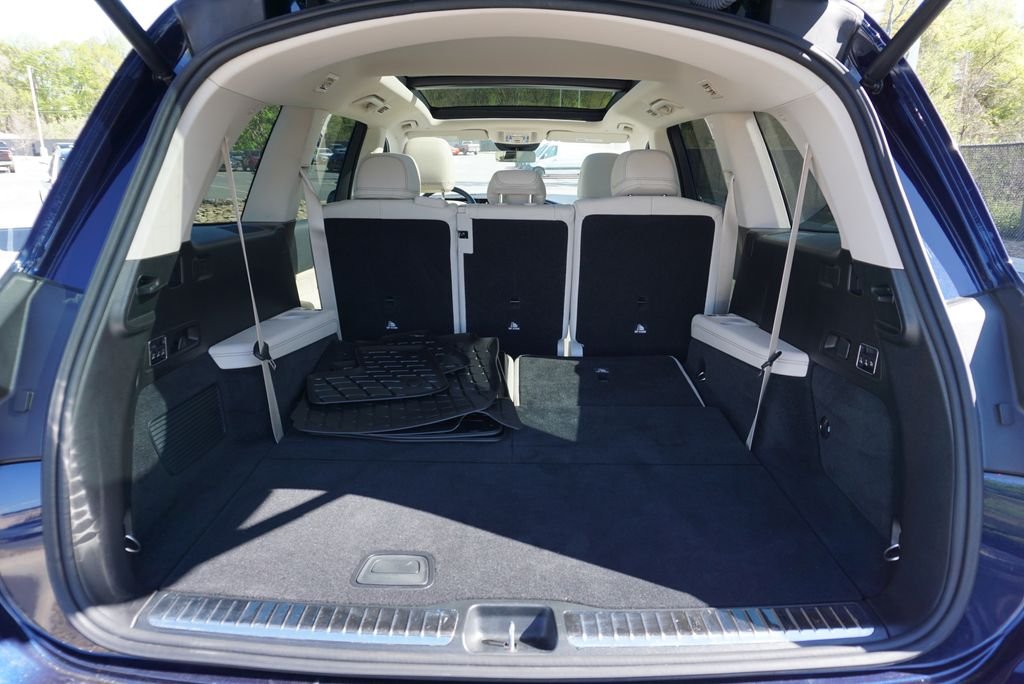 Certified Used 2022  Mercedes-Benz GLS 450 image 39