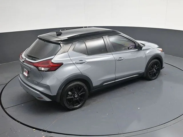 Used 2023 Gray Nissan SR image 41