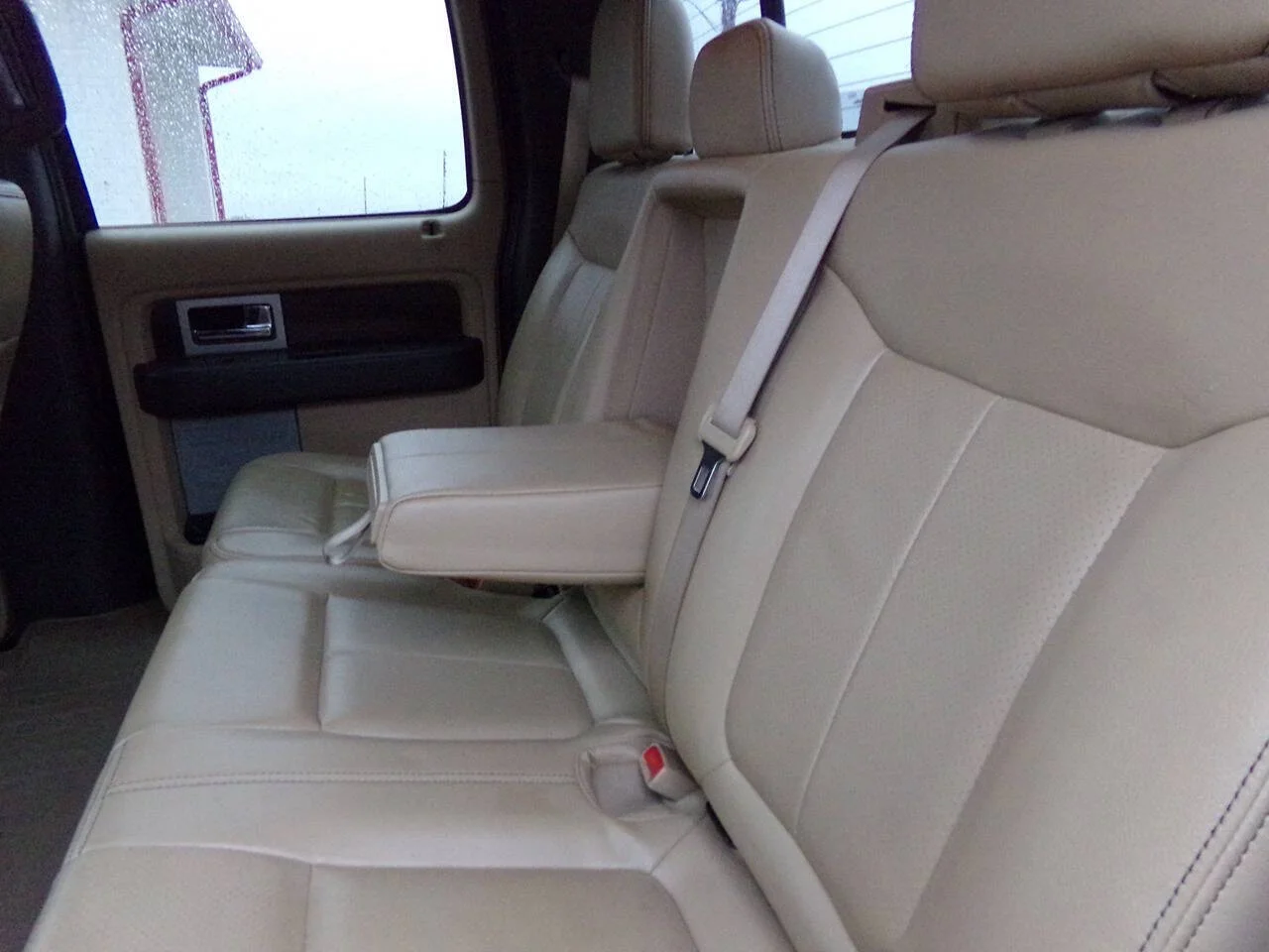 Used 2013 Tuxedo Black Metallic/Pale Adobe Metallic Ford Lariat 4x4 4dr SuperCrew Styleside 5.5 ft. SB image 11