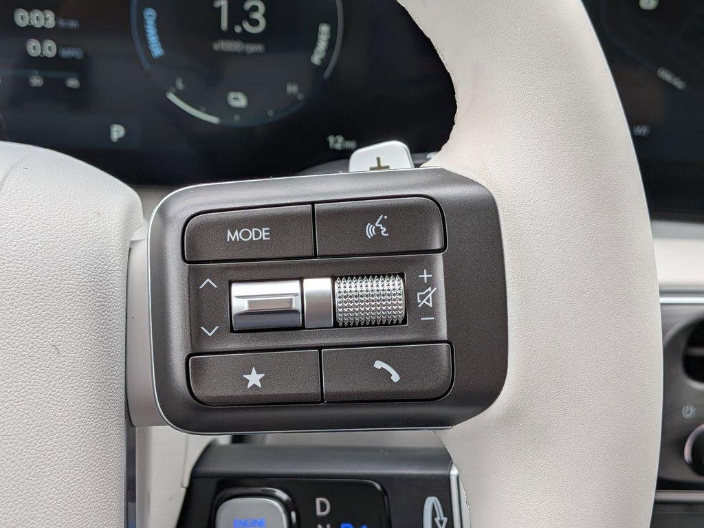 New 2026 Black Hyundai SEL Premium 7P image 18