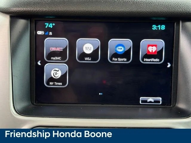 Used 2019 White GMC SLT image 31