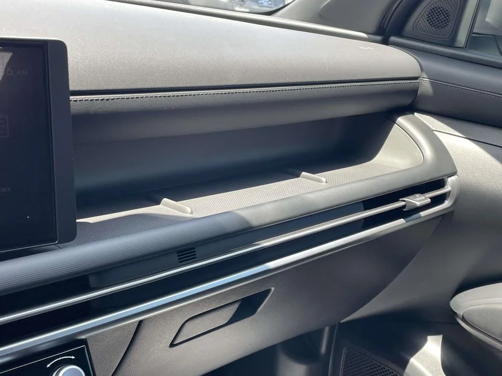 New 2026 Blue Hyundai SE image 31
