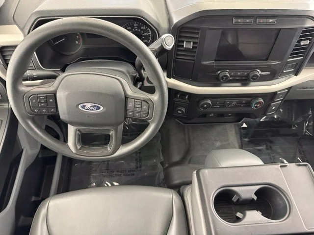 Used 2021 White Ford XL image 24