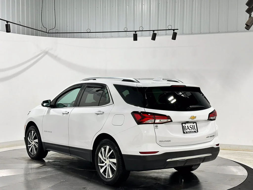 Used 2024 Summit White Chevrolet Premier image 16