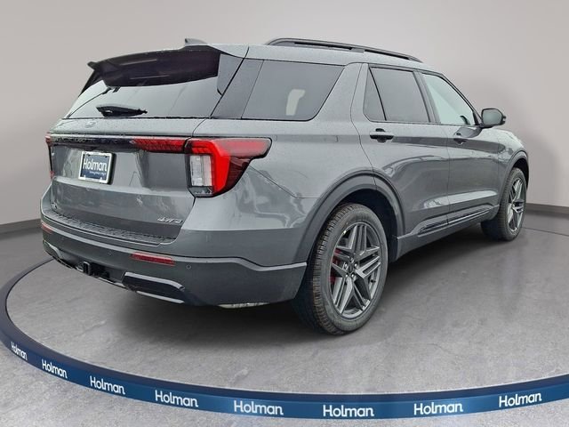 Used 2026 Gray Ford ST-Line image 4