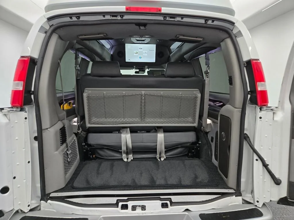 2021 Chevrolet Express Cargo Work Van - Photo 6