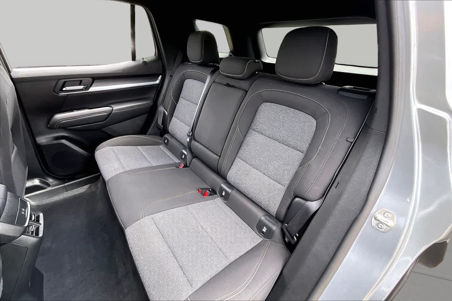 Used 2025 Sterling Metallic GMC FWD Elevation image 19