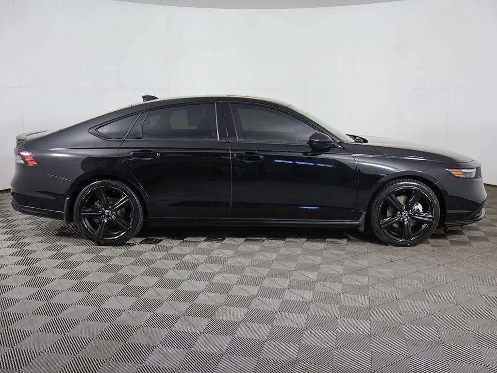 Used 2025 Crystal Black Pearl Honda Sport-L image 16
