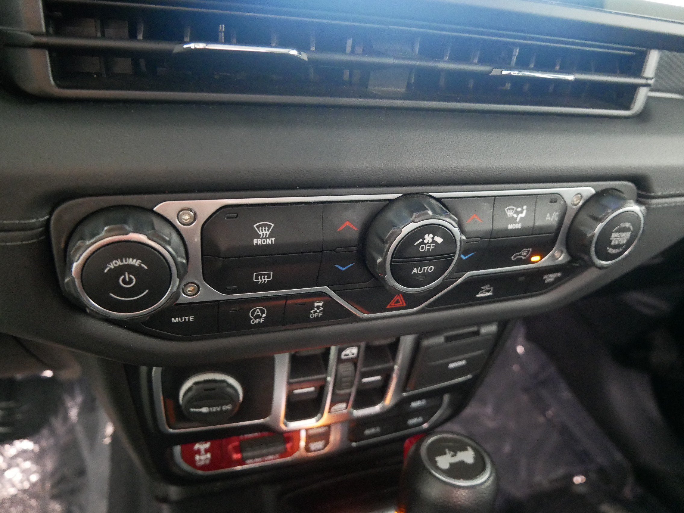 2024 Jeep Wrangler 4-Door Rubicon - Photo 23
