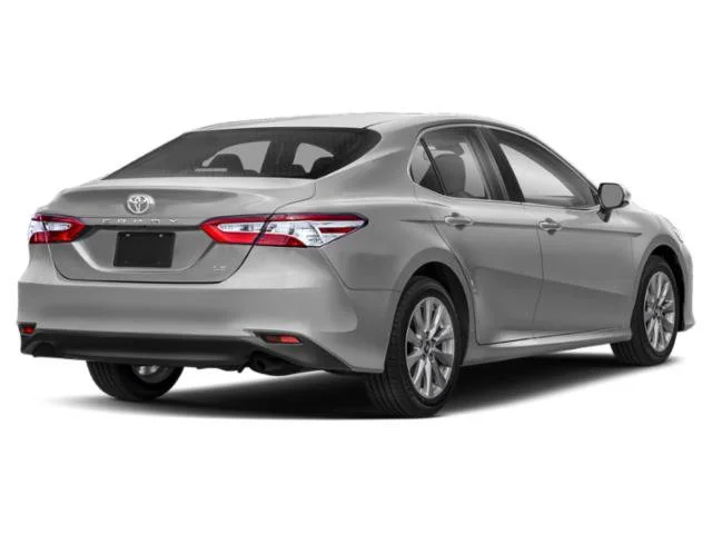 Used 2018 Celestial Silver Metallic Toyota LE image 2