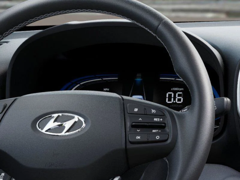 New 2026 Shimmering Silver Hyundai SEL image 14