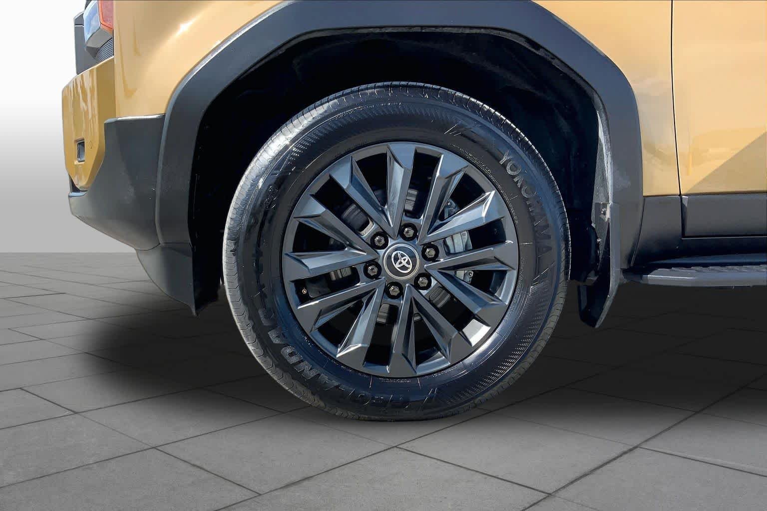 Used 2025 Trail Dust/Gray Scape Toyota  image 11