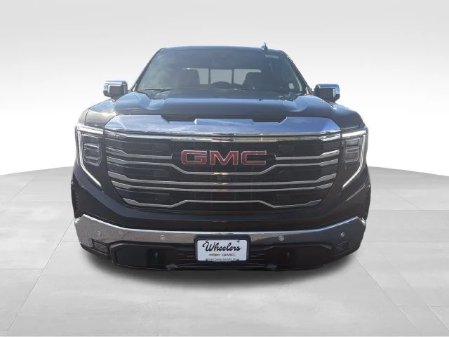 New 2026 Onyx Black GMC SLT image 9