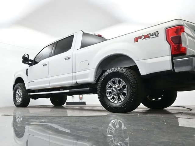 Used 2018 White Ford XL image 24
