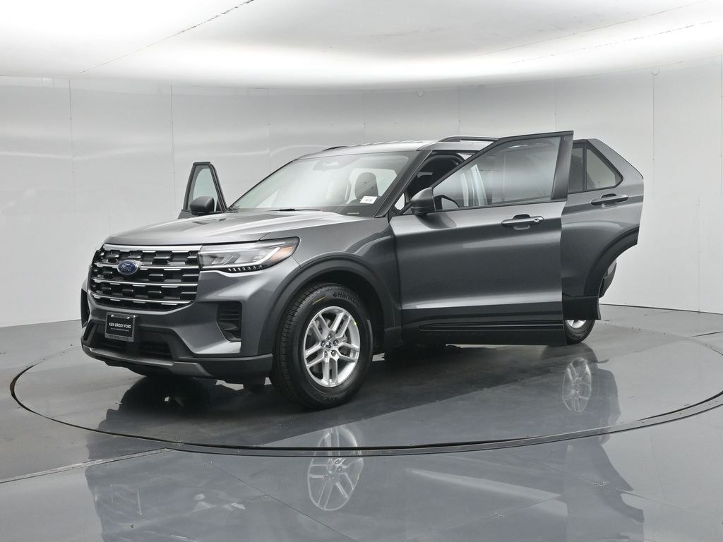 New 2026 Carbonized Gray Metallic Ford Active image 30