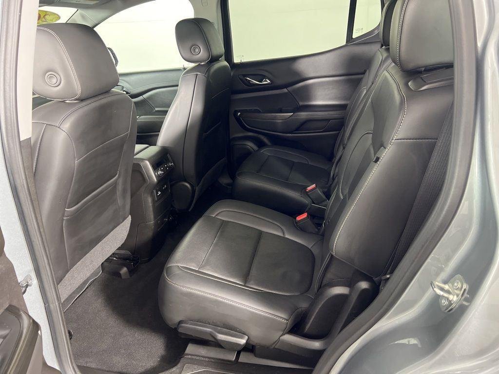Used 2023 Sterling Metallic GMC SLT image 6