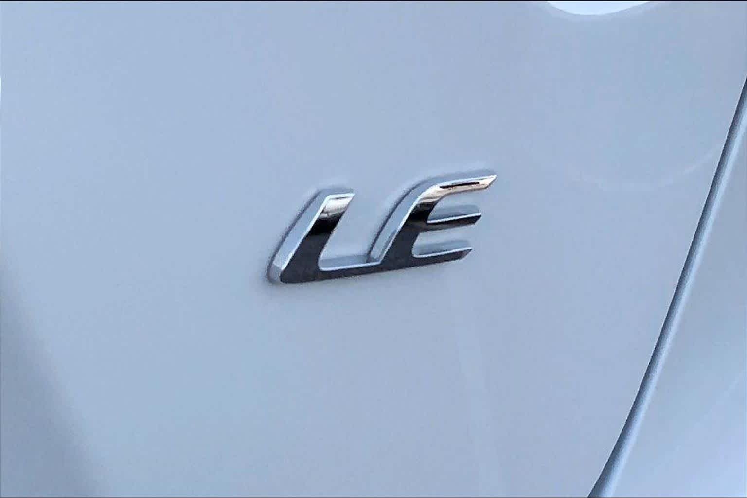 Used 2026 Ice Cap Toyota LE image 9