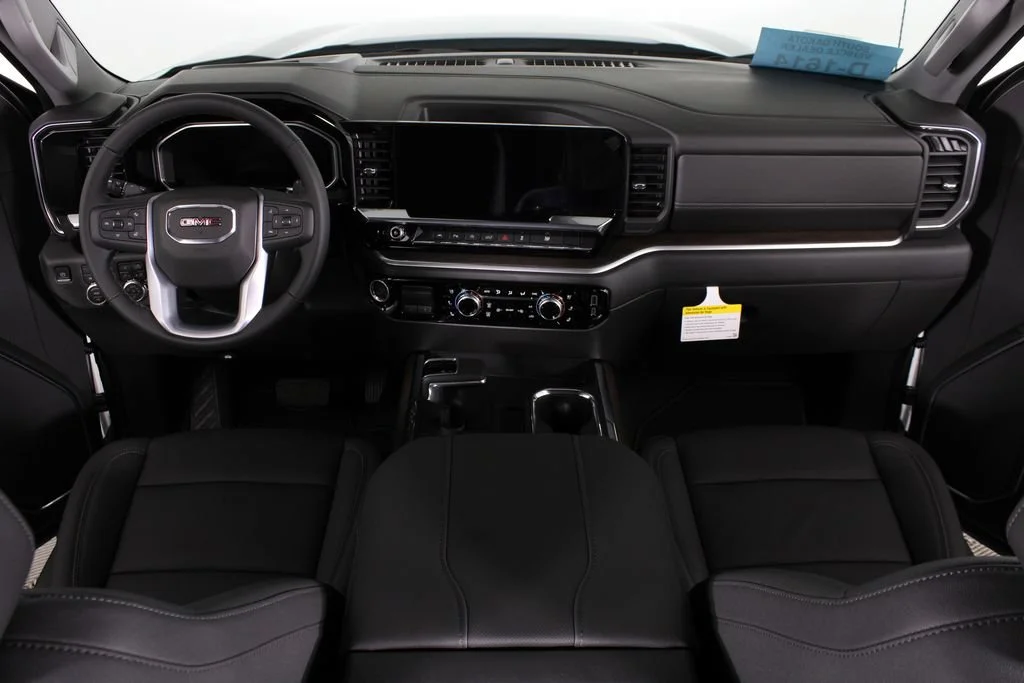 2026 GMC Sierra 1500 SLT - Photo 26