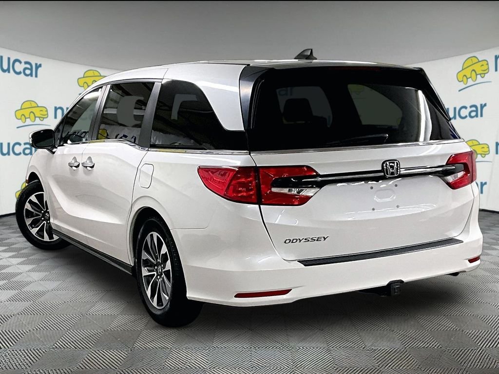 Used 2021 White Honda EX-L image 4